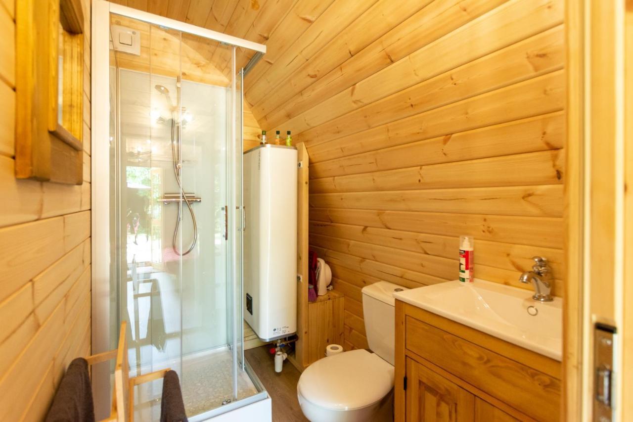 Cabane En Bois Avec Bain Nordique Asnieres-sur-Vegre Exterior foto